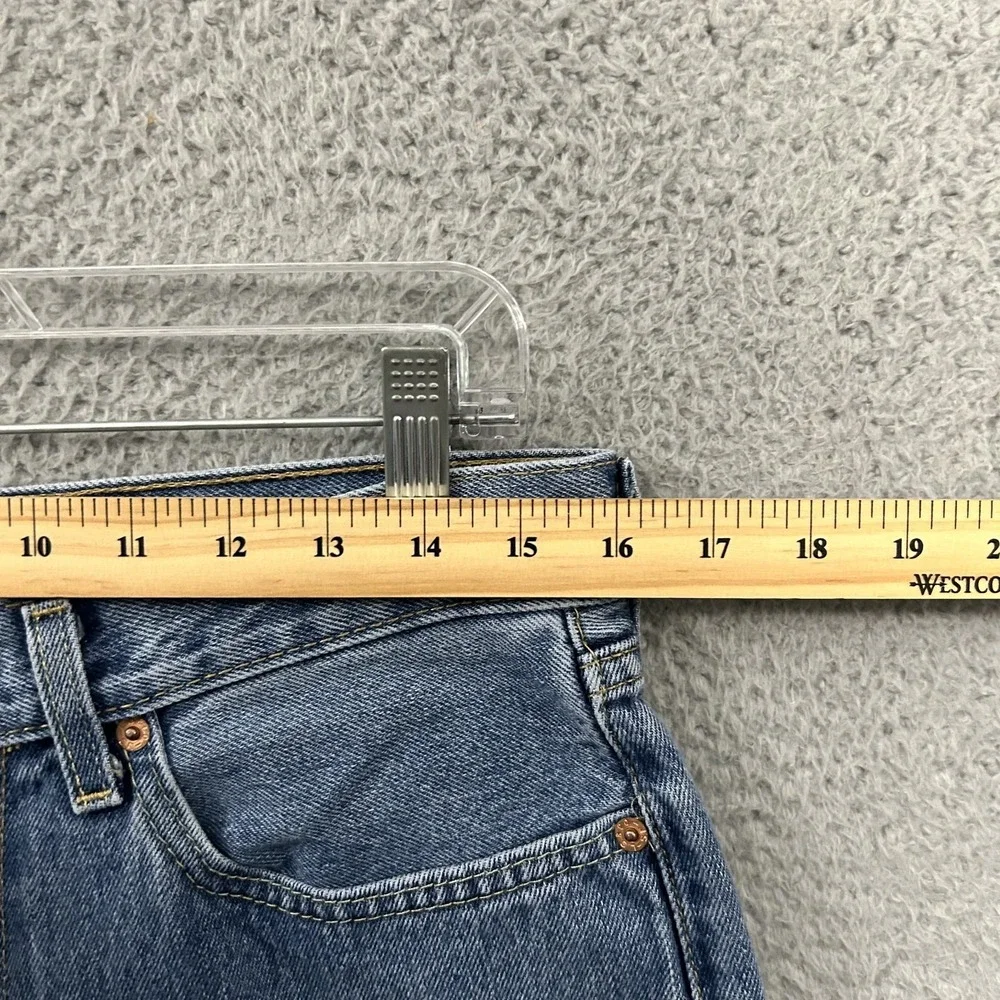 Levis Jeans Mens 32x36 Blue Denim 550 Relaxed Fit American Work Wear Light Wash - Picture 3 of 11